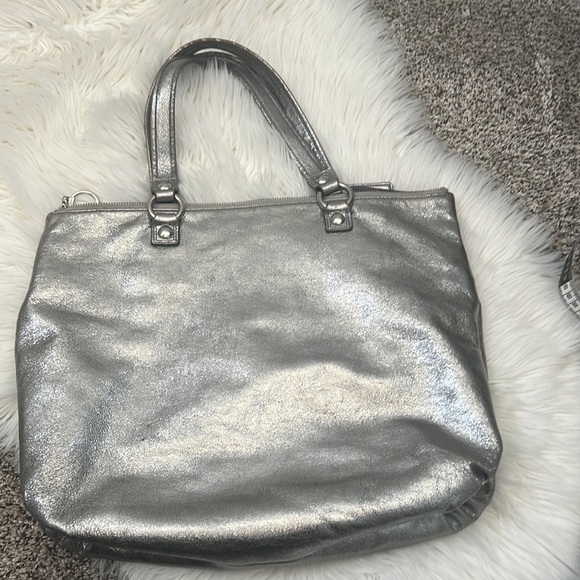 Coach poppy Glam Silver metallic large tote bag - Picture 7 of 13